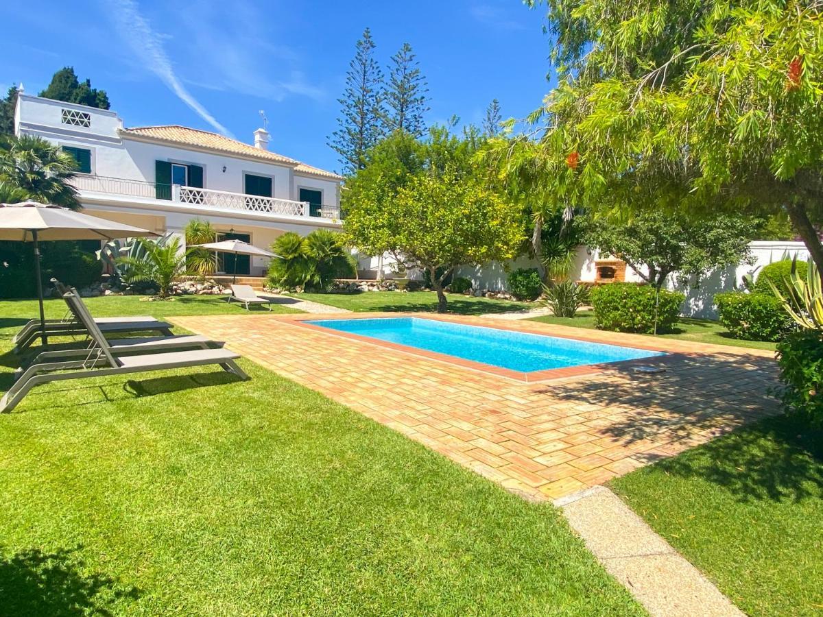 Casa Madeira - Moradia Espacosa Com Piscina, Um Paraiso As Familias * Lagos