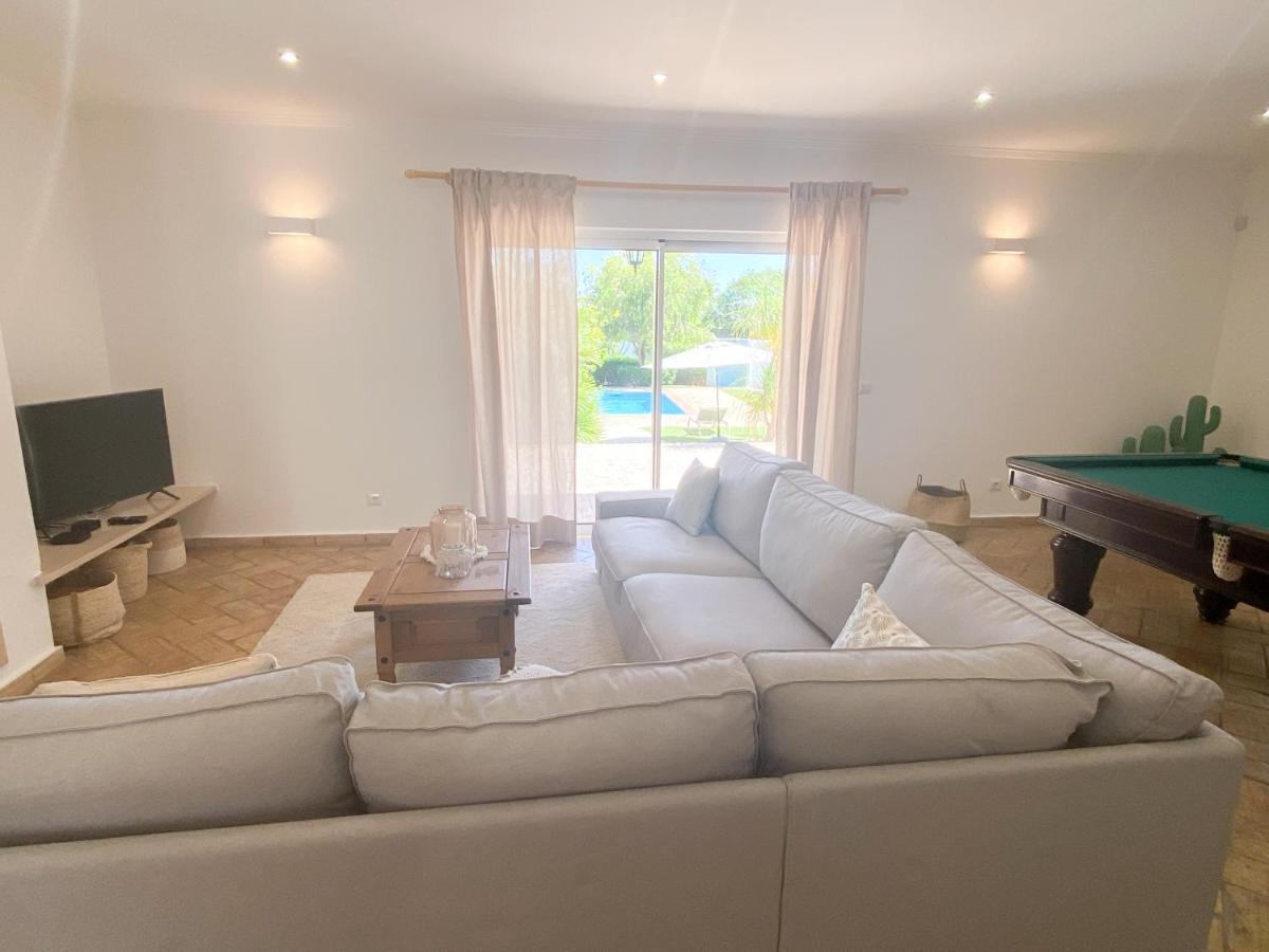 Casa Madeira - Moradia Espacosa Com Piscina, Um Paraiso As Familias Villa *